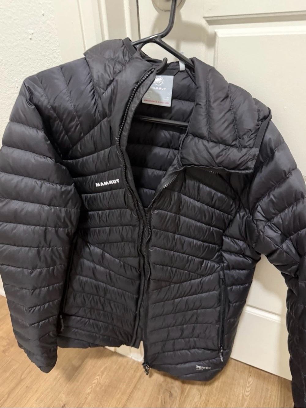 Mammut Black Quilted Hooded Insulated Jacket- Women’s Large